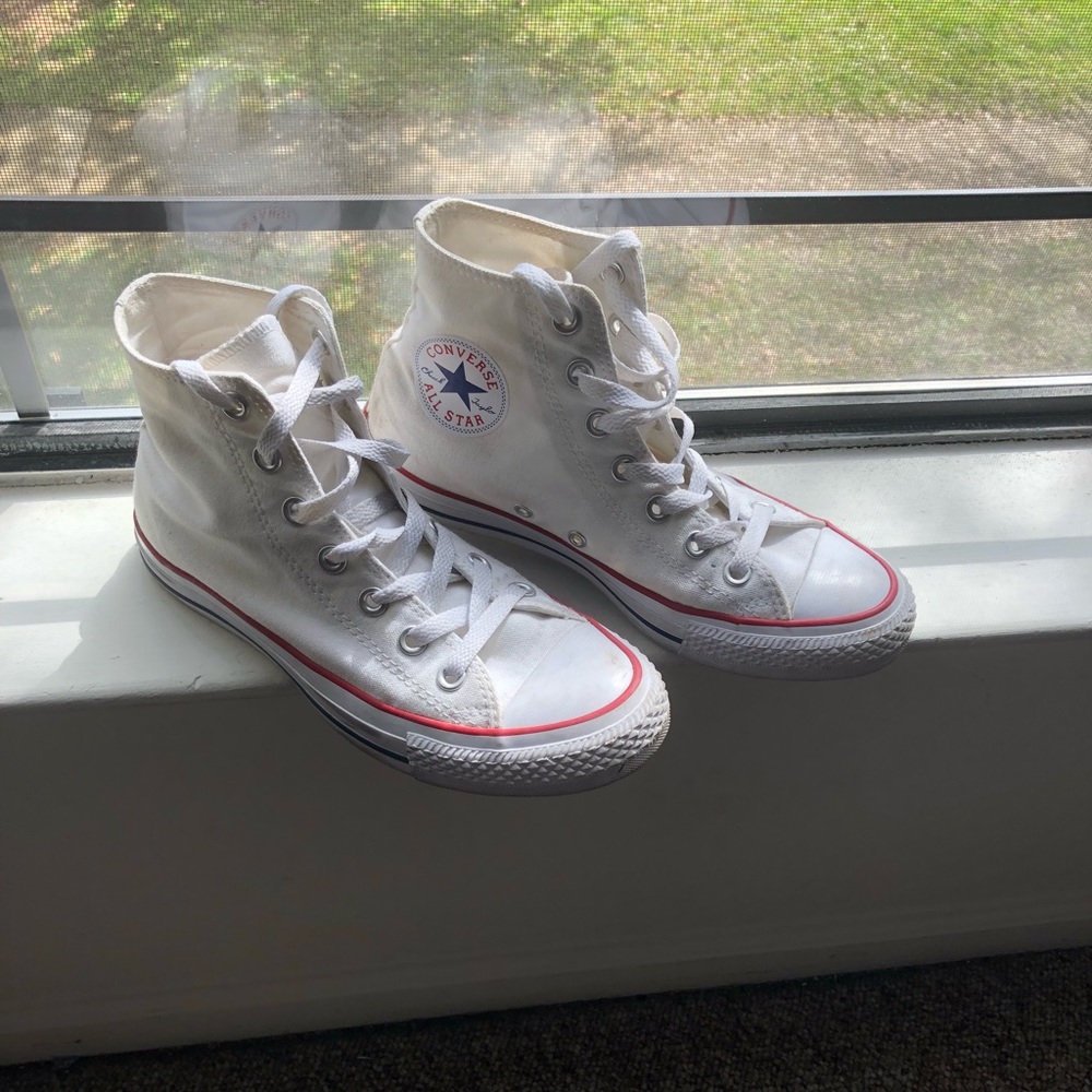 Lightly Worn White Converse Hightops